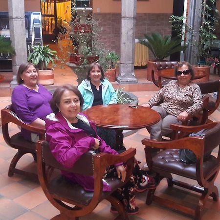 Hotel Catedral Quito Buitenkant foto