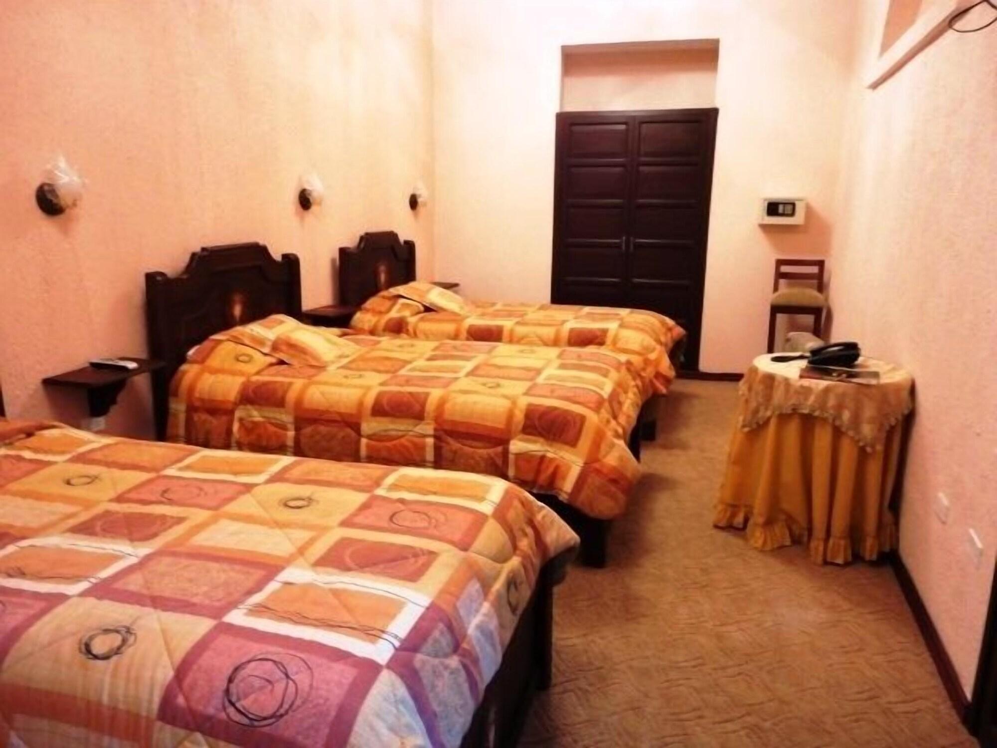 Hotel Catedral Quito Buitenkant foto