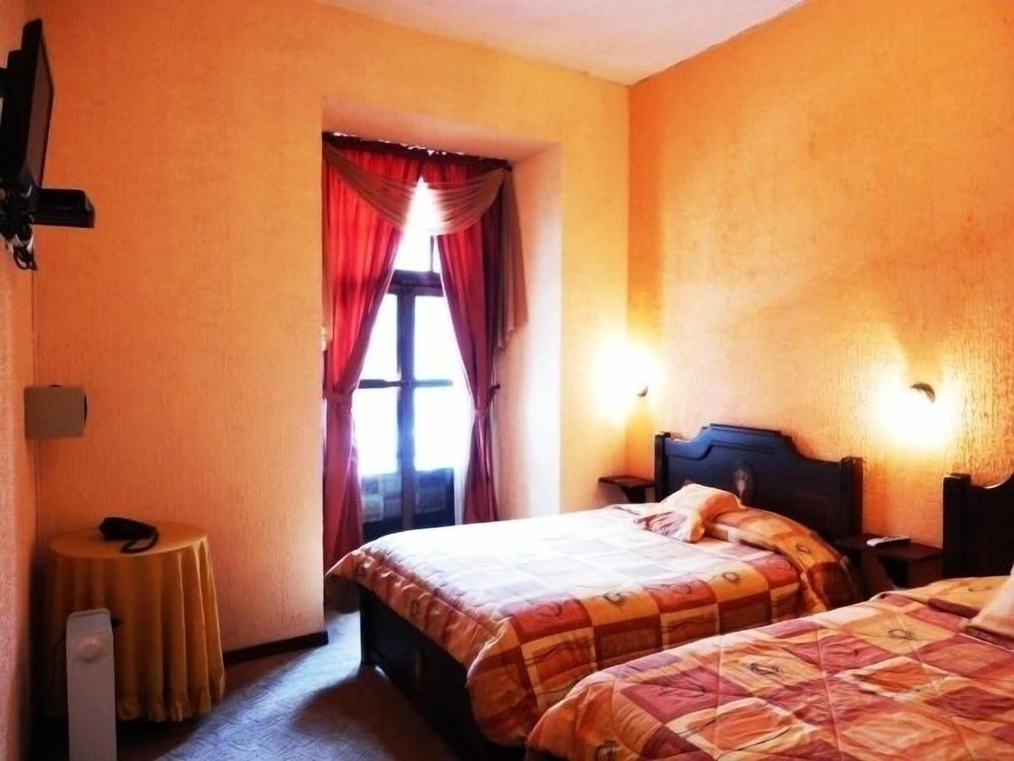 Hotel Catedral Quito Buitenkant foto