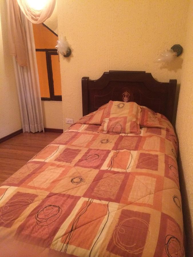 Hotel Catedral Quito Kamer foto