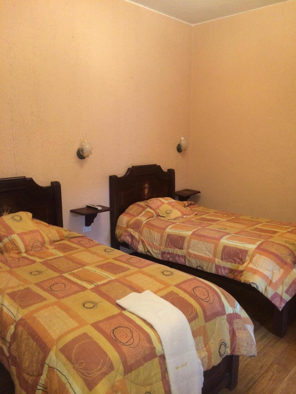 Hotel Catedral Quito Kamer foto